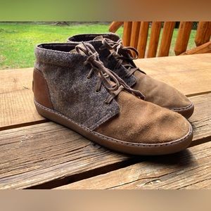 Men’s UGG suede lace up boots